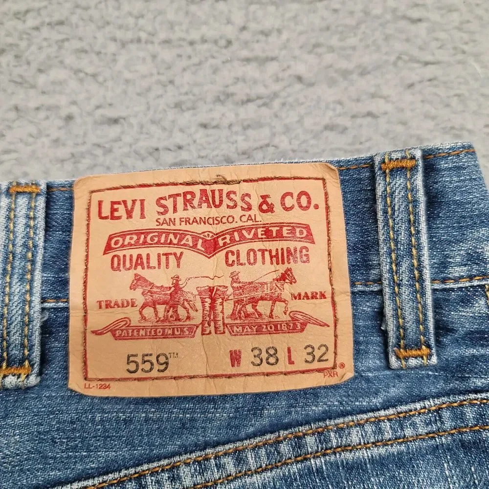 Levis Jeans Mens 38x29* Blue Denim 559 Relaxed Straight Leg Baggy Y2K Distressed